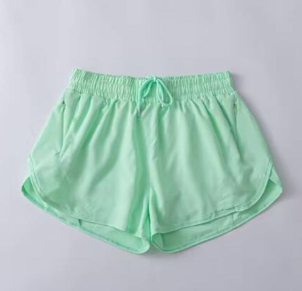 601 # WOMEN SHORTS