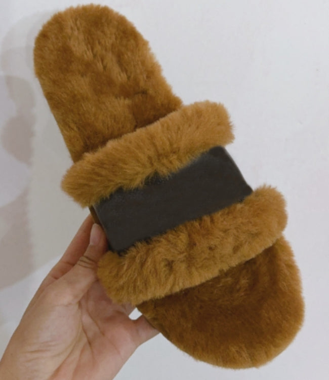 U0501 slippers
