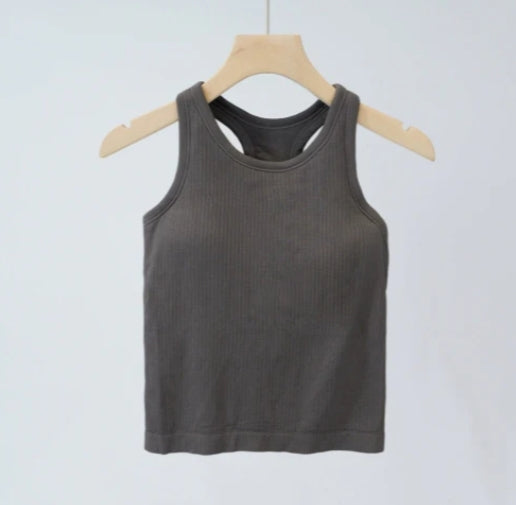 B30 # Ribbed Tank