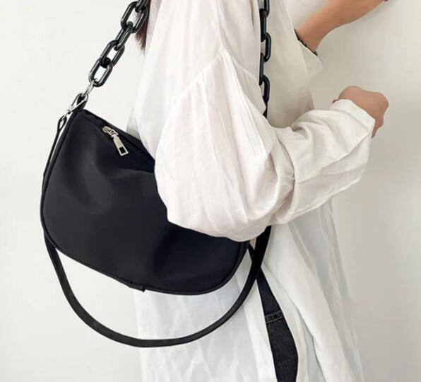 0503 # Women NYLON CROSSBODY BAG 3L