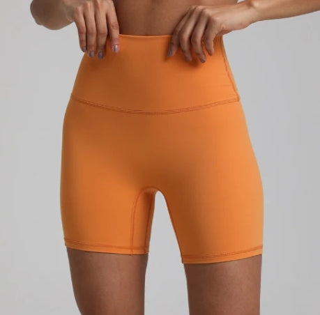 WOMEN SHORT 5''