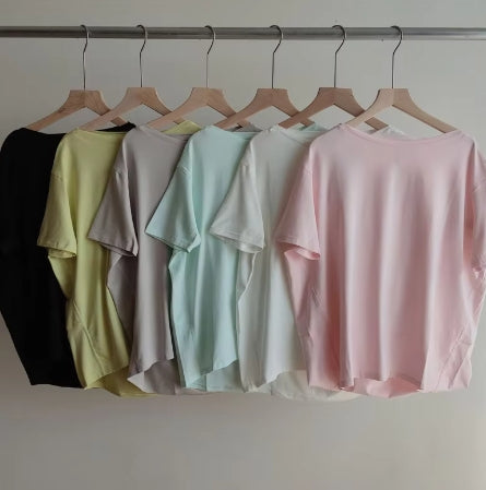 Women's T-shirt-# Qing Dao Yu Cheng Feng 6778