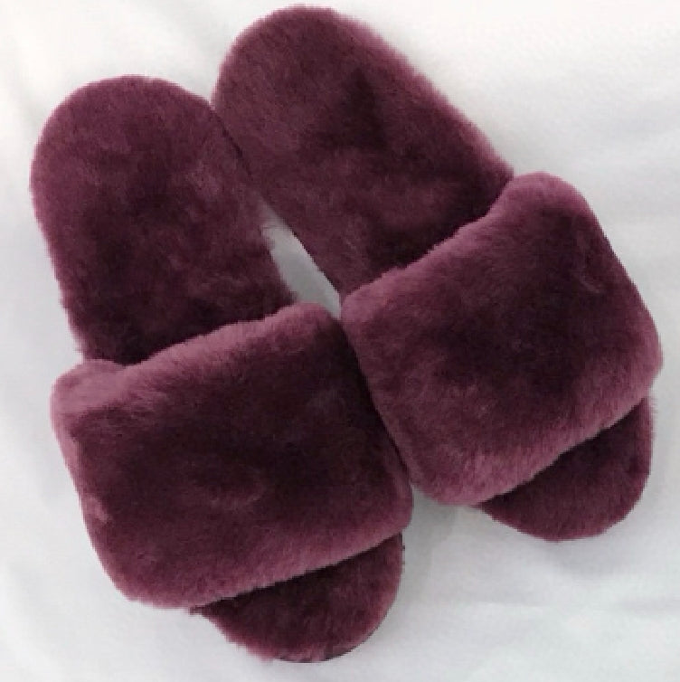 U-050375920　slippers