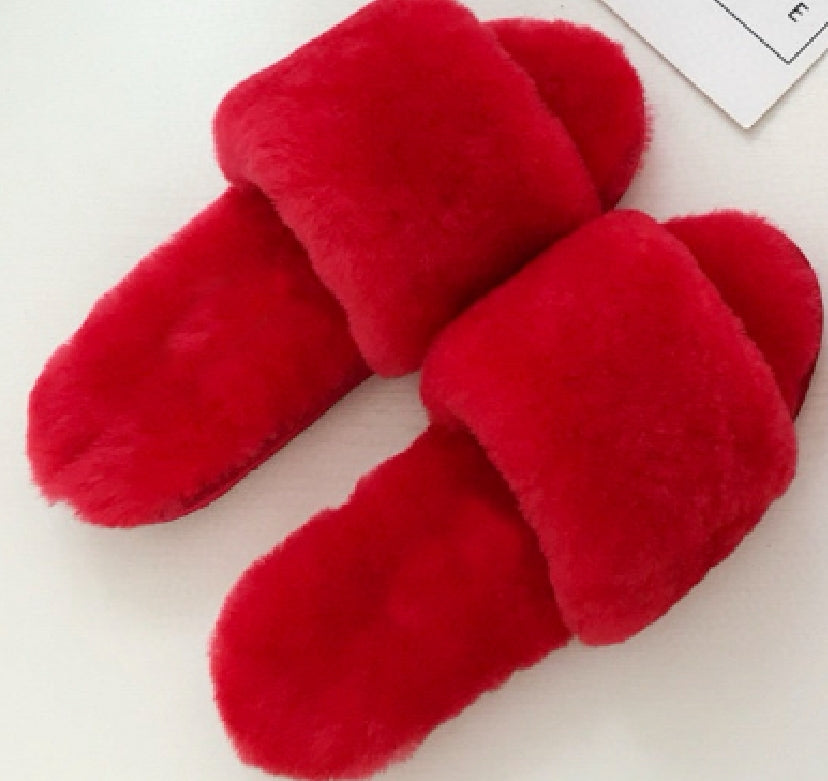 U-050375920　slippers