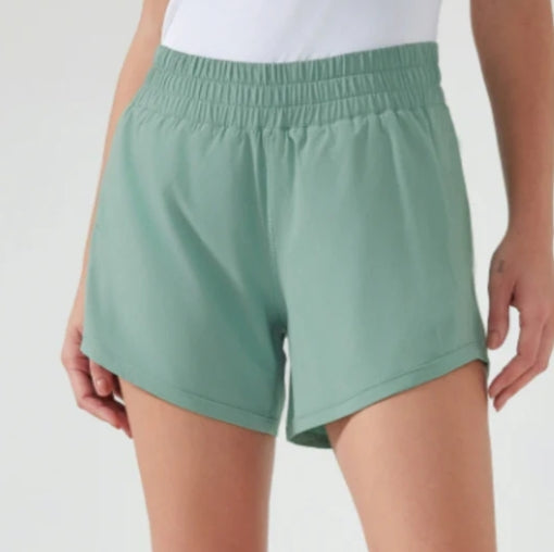 D25003 # WOMEN 4'' SHORT