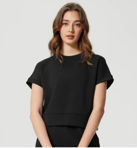 25022 # SWEATSHIRT /SHORT 4‘’