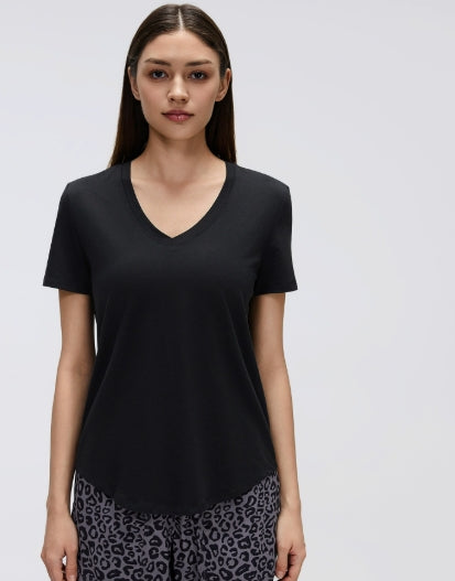 D26087 t-shirt