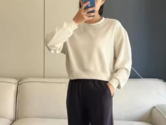 TOPS PULLOVER LONG-SLEEVED HOODIE women