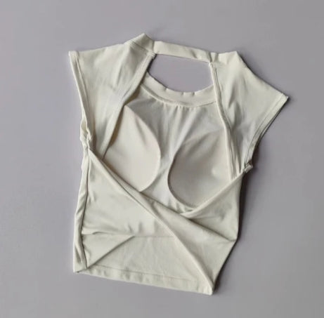 Sleeveless vest with bra