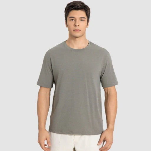 002 # MEN'S T-SHIRT