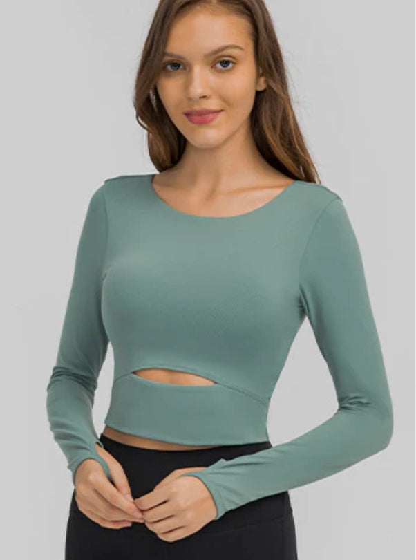 ZH-S2032 # LONG SLEEVED TOP WITH CHEST