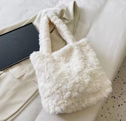 Lamb Wool Women's Shoulder Bag #shandong