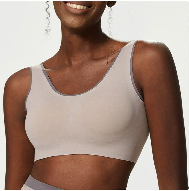 132# Bras