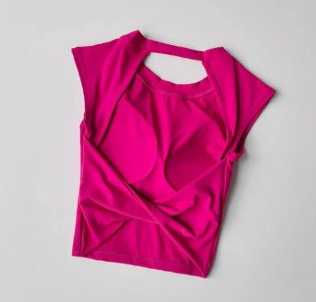 Sleeveless vest with bra