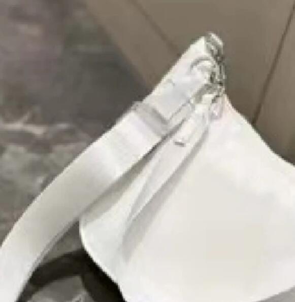 0503 # Women NYLON CROSSBODY BAG 3L