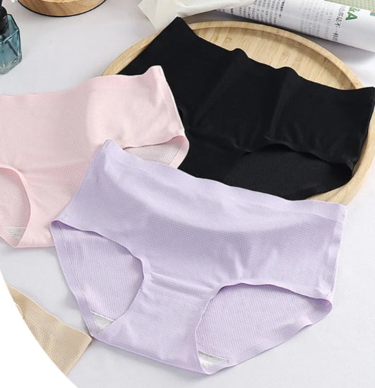 WOMEN UNDERWEAR