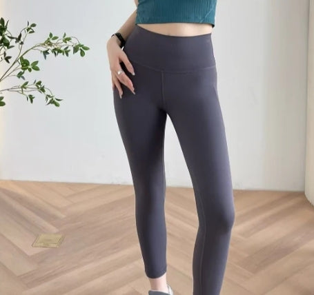 017 # WOMEN SPORT LEGGING 24''