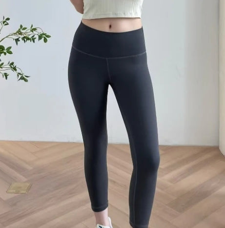 017 # WOMEN SPORT LEGGING 24''