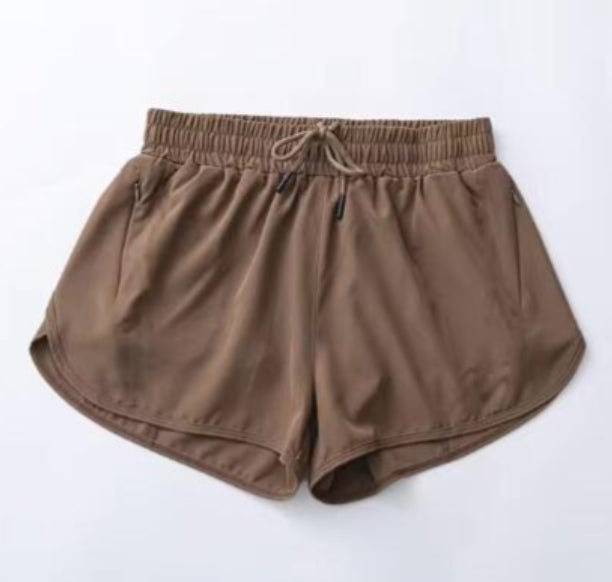601 # WOMEN SHORTS