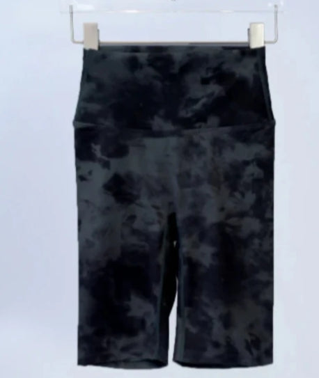 WOMEN SPORT SHORTS 8" YOGA PANTS