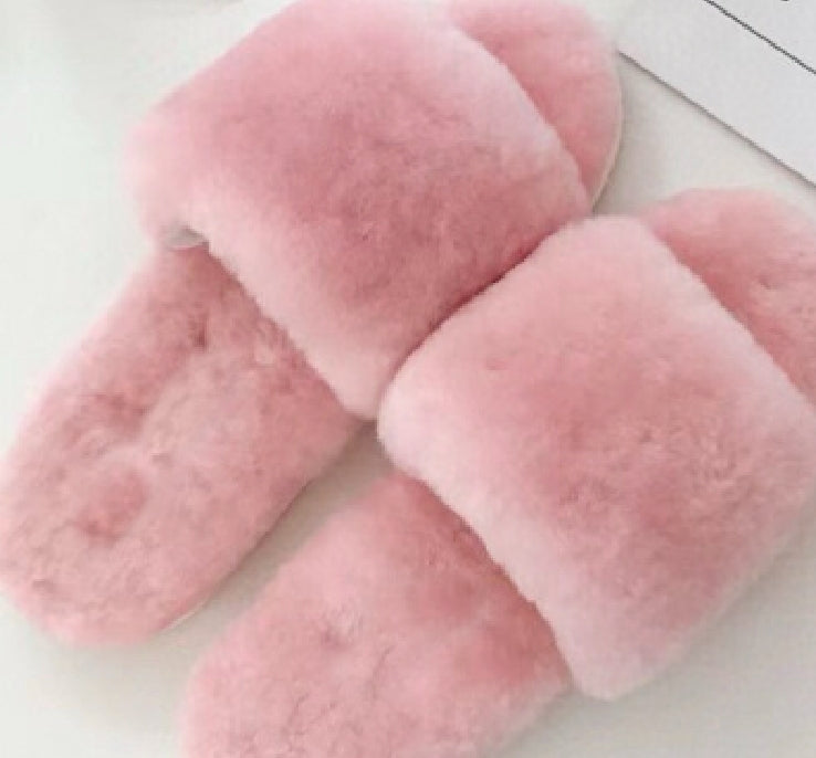 U-050375920　slippers