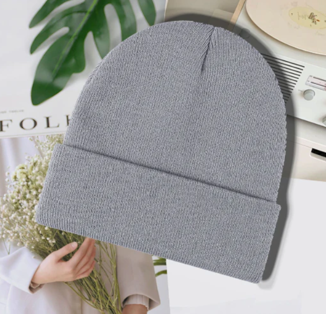 Knit hat -xiaoshixincixiu