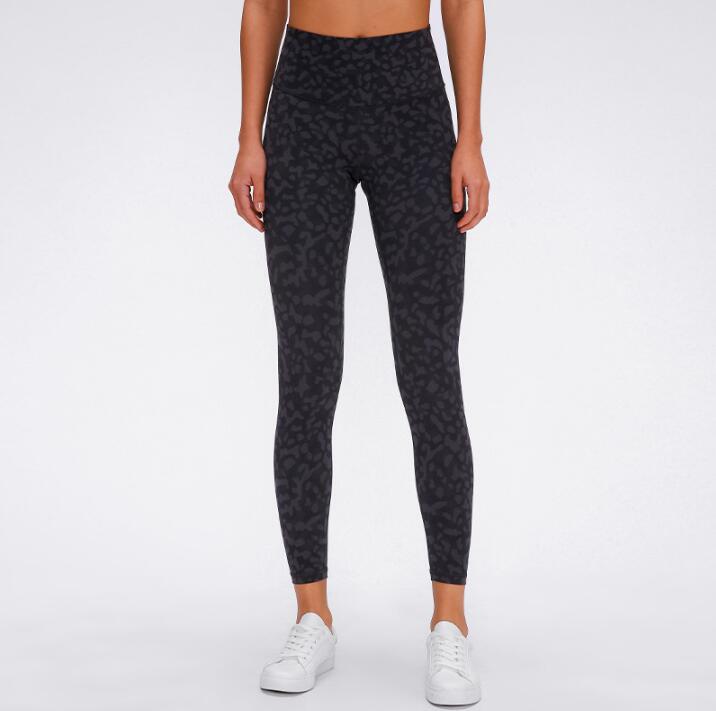 19037 # Sport leggings 25‘’  Leg